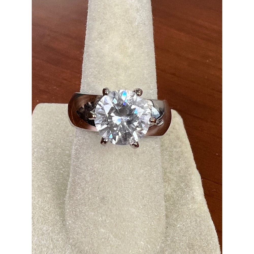 Large Round Cut Solitaire Cubic Zirconia Statement Ring Silver Tone Size 6